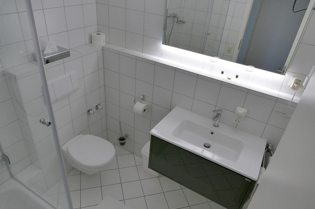 Hasi'S Hotel Grafing Exterior foto