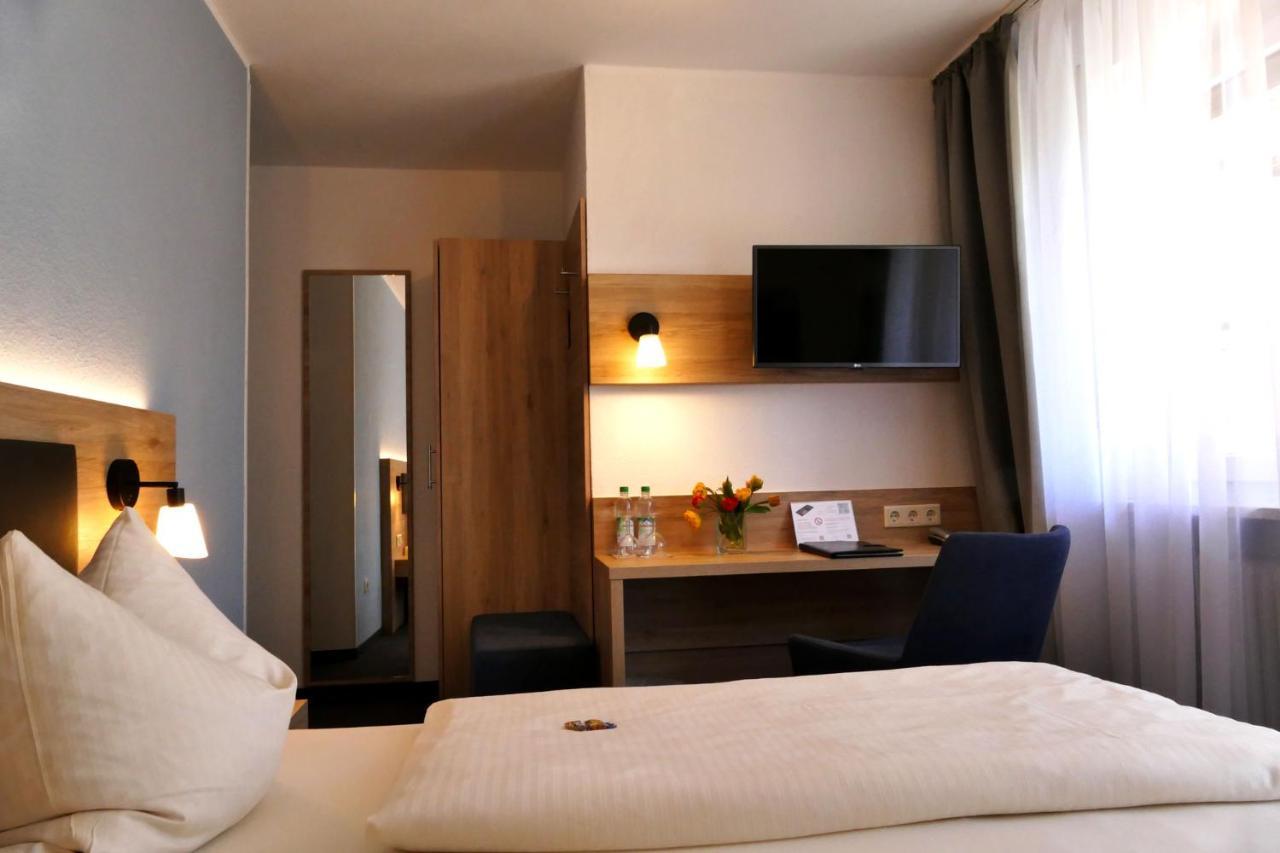 Hasi'S Hotel Grafing Exterior foto
